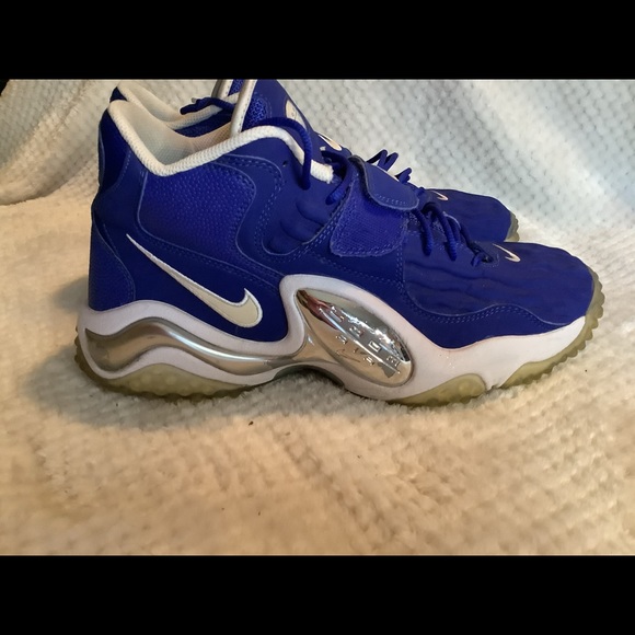 Nike Other - Men’s Nike Air Zoom Turf Jet ‘97 Barry Sanders. Size: 10